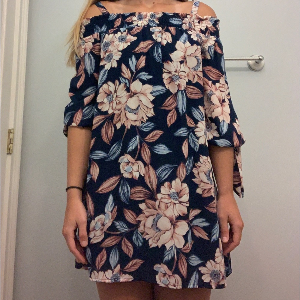 A navy/flowery size small as u wish dress